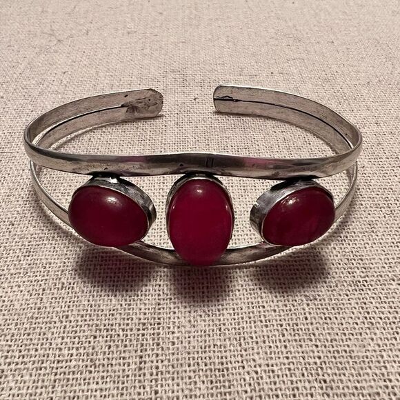 NEW Silver Plated Ruby Bangle - Picture 2 of 3
